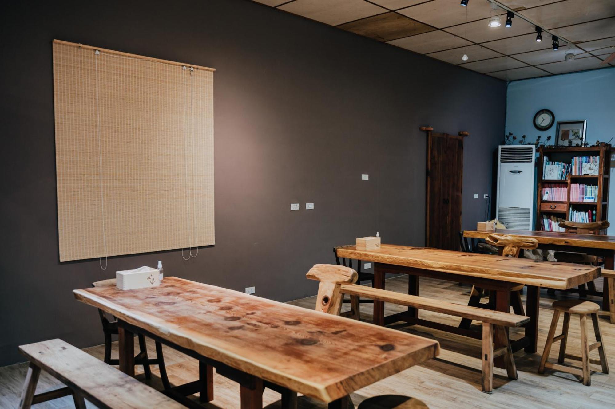 蘊慢築 茶花藝主題民宿 Yun Man Zhu Homestay Gongguan ภายนอก รูปภาพ