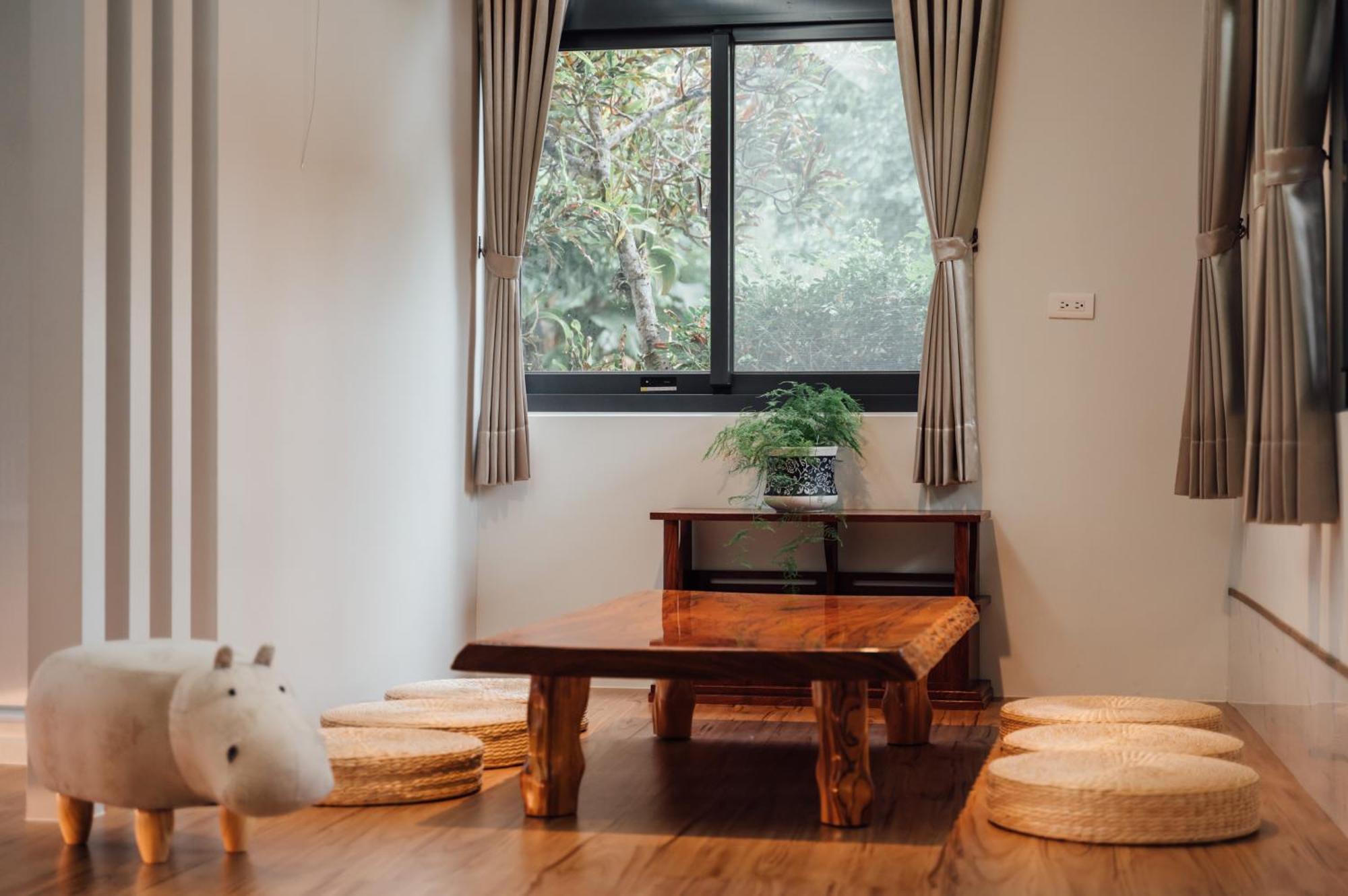 蘊慢築 茶花藝主題民宿 Yun Man Zhu Homestay Gongguan ภายนอก รูปภาพ