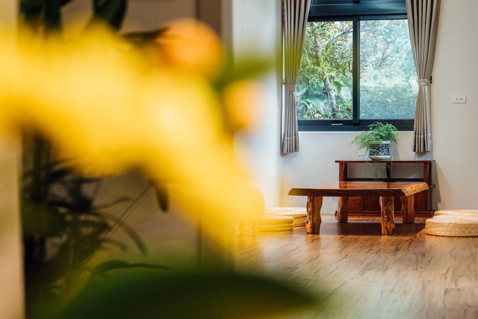 蘊慢築 茶花藝主題民宿 Yun Man Zhu Homestay Gongguan ภายนอก รูปภาพ