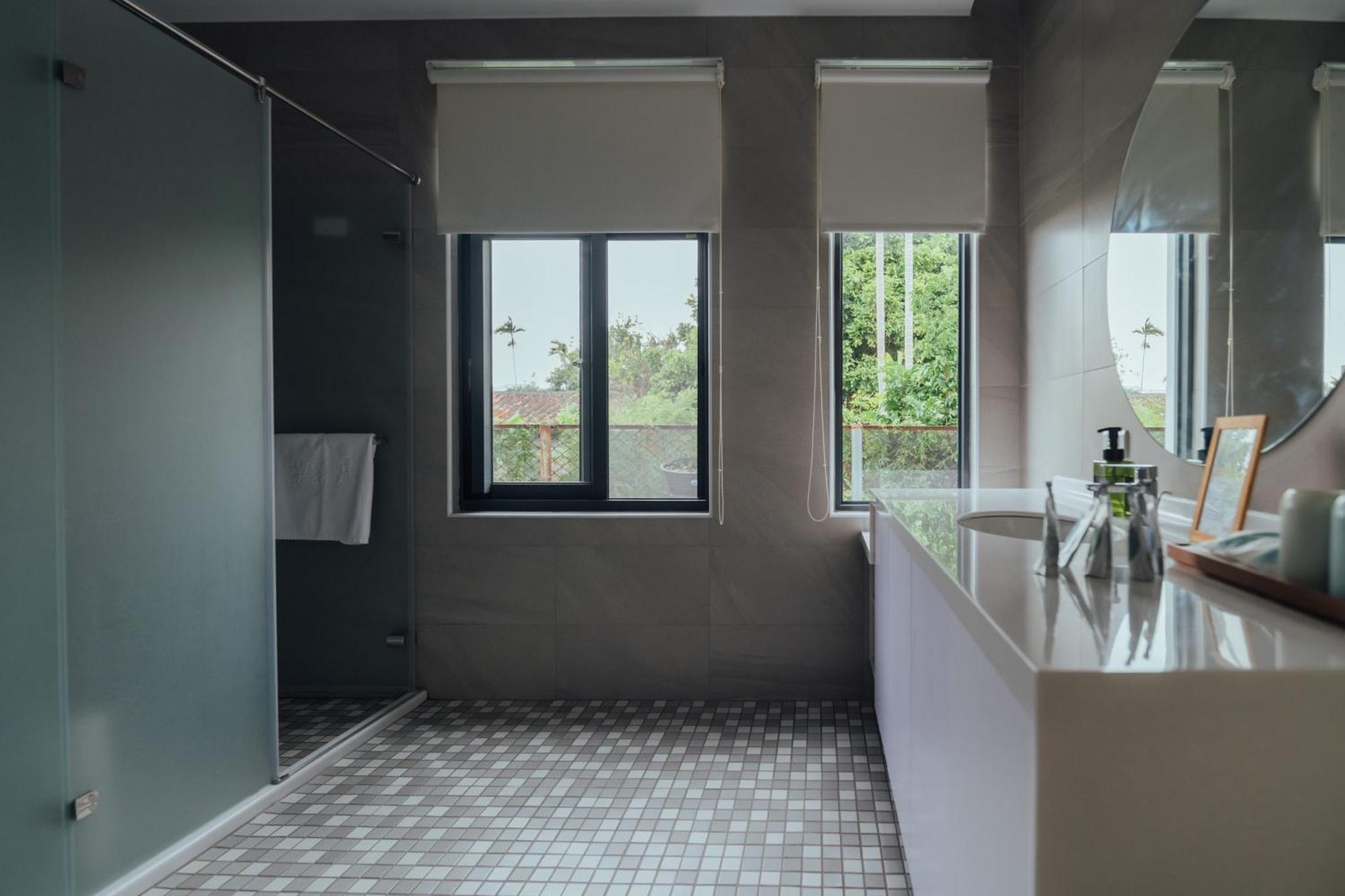 蘊慢築 茶花藝主題民宿 Yun Man Zhu Homestay Gongguan ภายนอก รูปภาพ