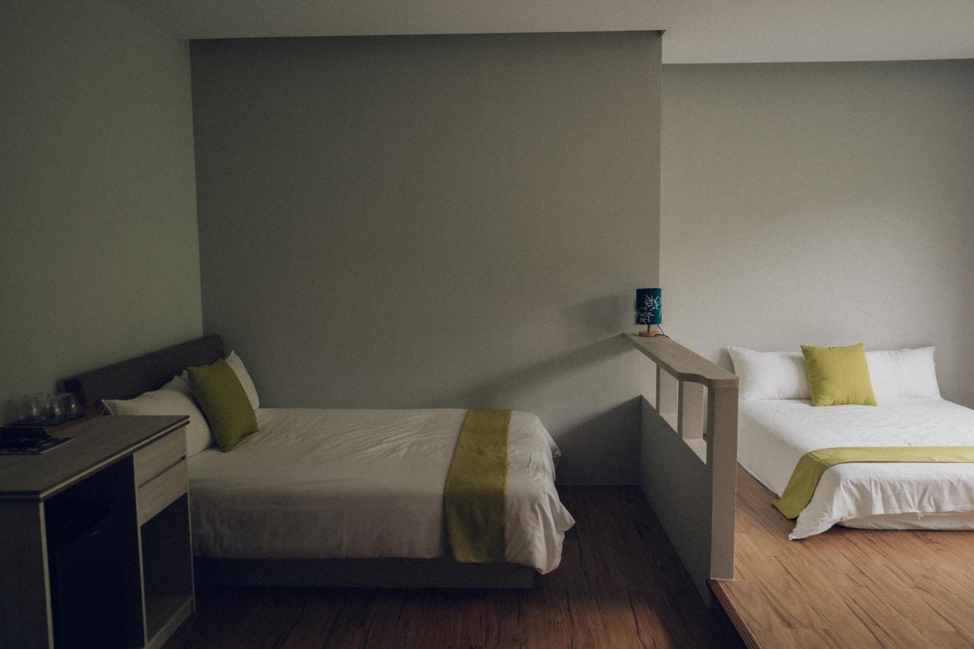 蘊慢築 茶花藝主題民宿 Yun Man Zhu Homestay Gongguan ภายนอก รูปภาพ