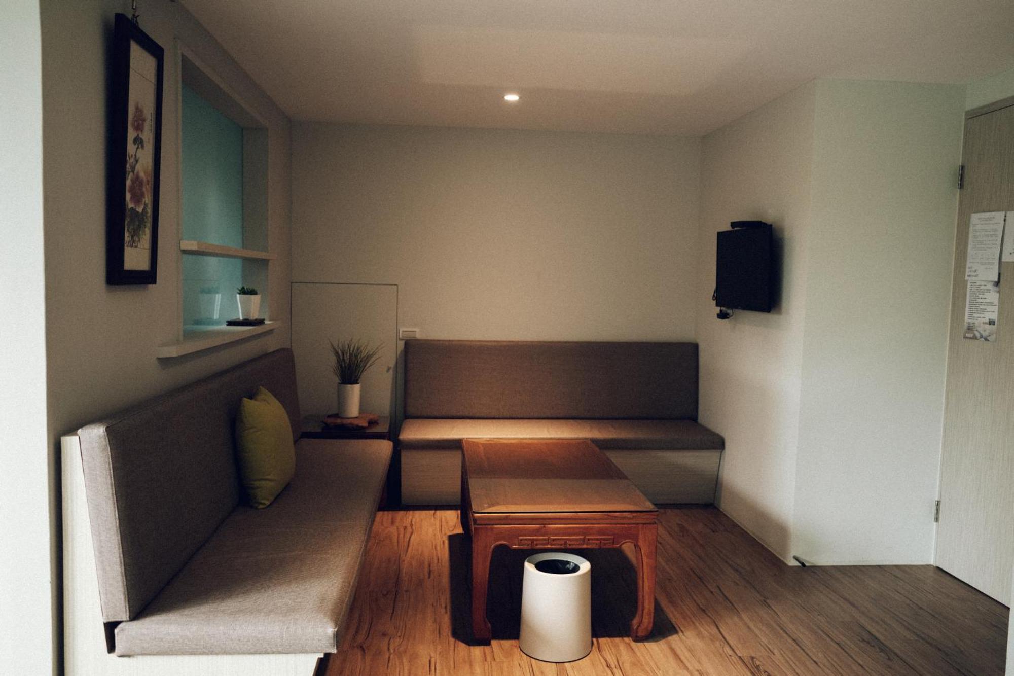 蘊慢築 茶花藝主題民宿 Yun Man Zhu Homestay Gongguan ภายนอก รูปภาพ